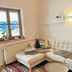 Haus Bergblick דירה *